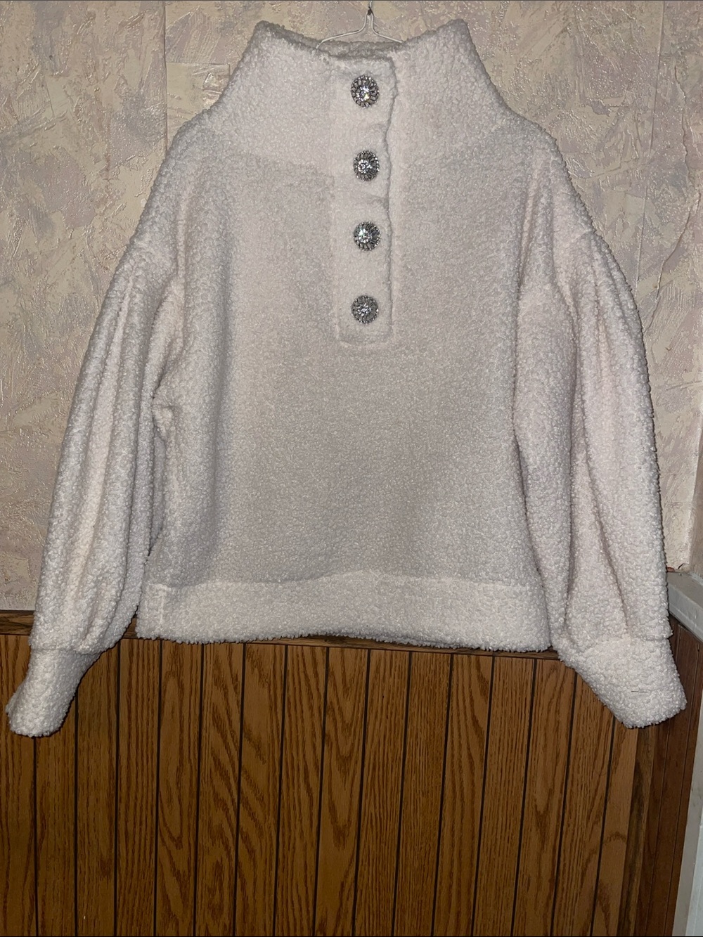Off white fuzzy express Sherpa pullover (xs)